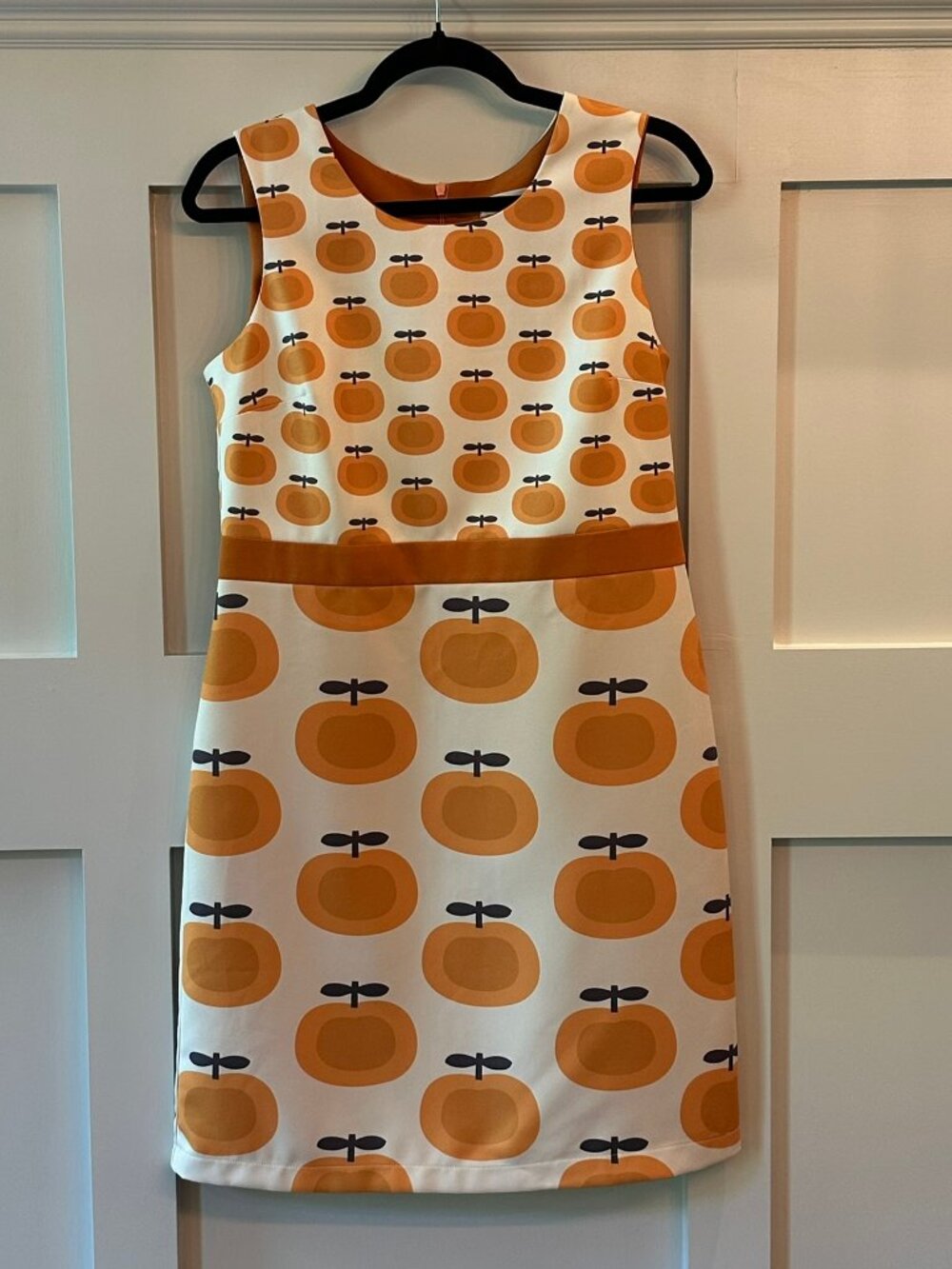 🍊 Hippocampe Paris Mod Apple Dress – 60s Graphic Shift  Size 40 / 8🍊